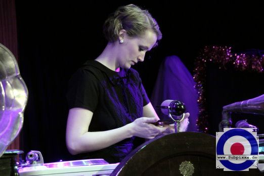 DJ Anne Luba (D) Ballroom Goes Burlesque - Noels Bollroom, Leipzig 25. Februar 2012 (6).JPG